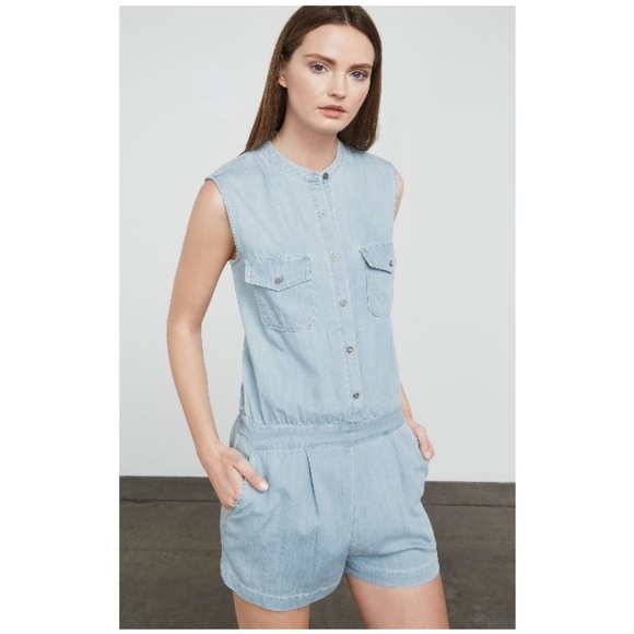 💕BCBGMAXAZRIA💕 Laden Chambray Denim Jean Romper - Picture 1 of 8